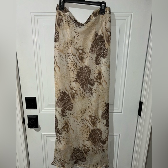 Selene Sport Dresses & Skirts - Selene Sport Women's Size 2X Lined Skirt Length 42", Ruffled Hem Very Good Cond.